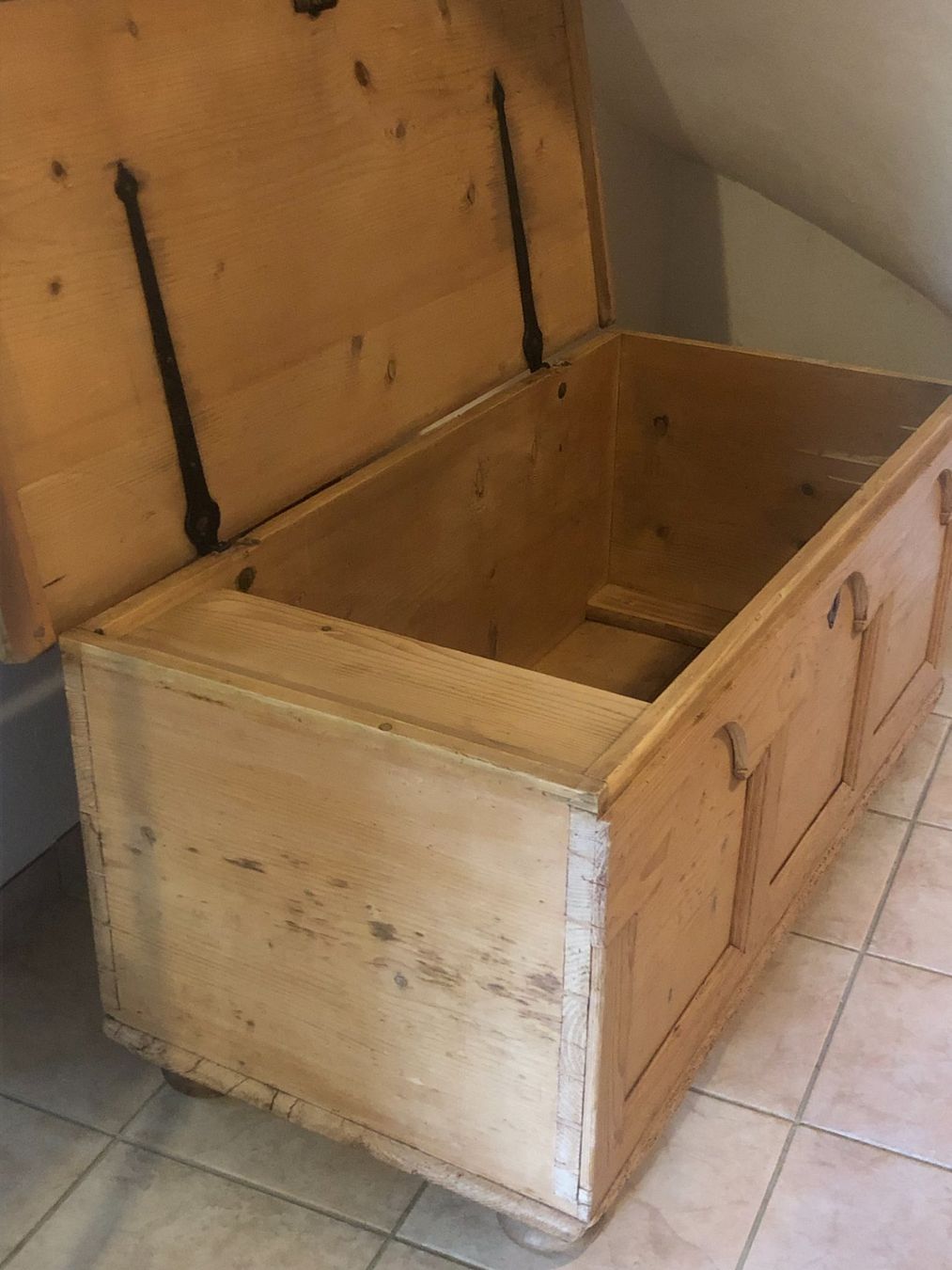 Truhen: Antike Holztruhe – Gebraucht aus Lommiswil von canoga 6