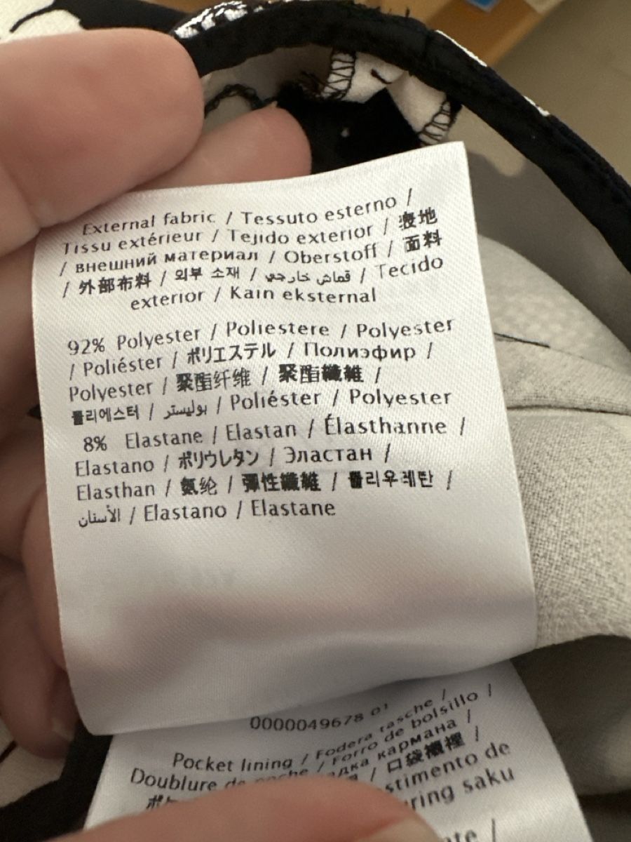 Valentino Tute: Red Valentino JumpsuitGr. Ital 44 – Usato da Buchs SG venduto da Sunie 6