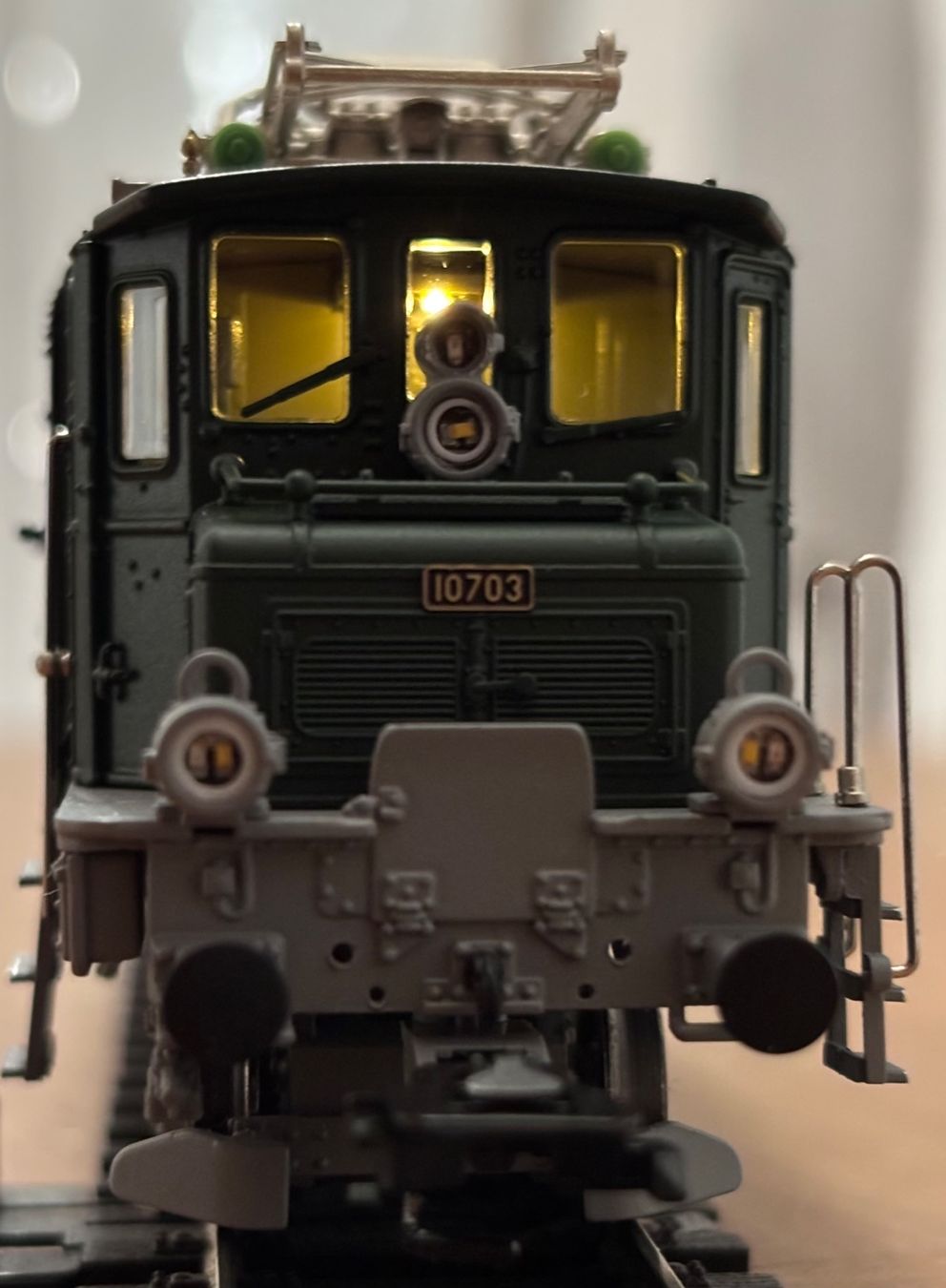 Trix Modellini di ferrovie: Trix 25360 Ae 3/6 mit Sound – Nuovo e nell'imballaggio originale da Schinznach-Dorf venduto da Rur25 3