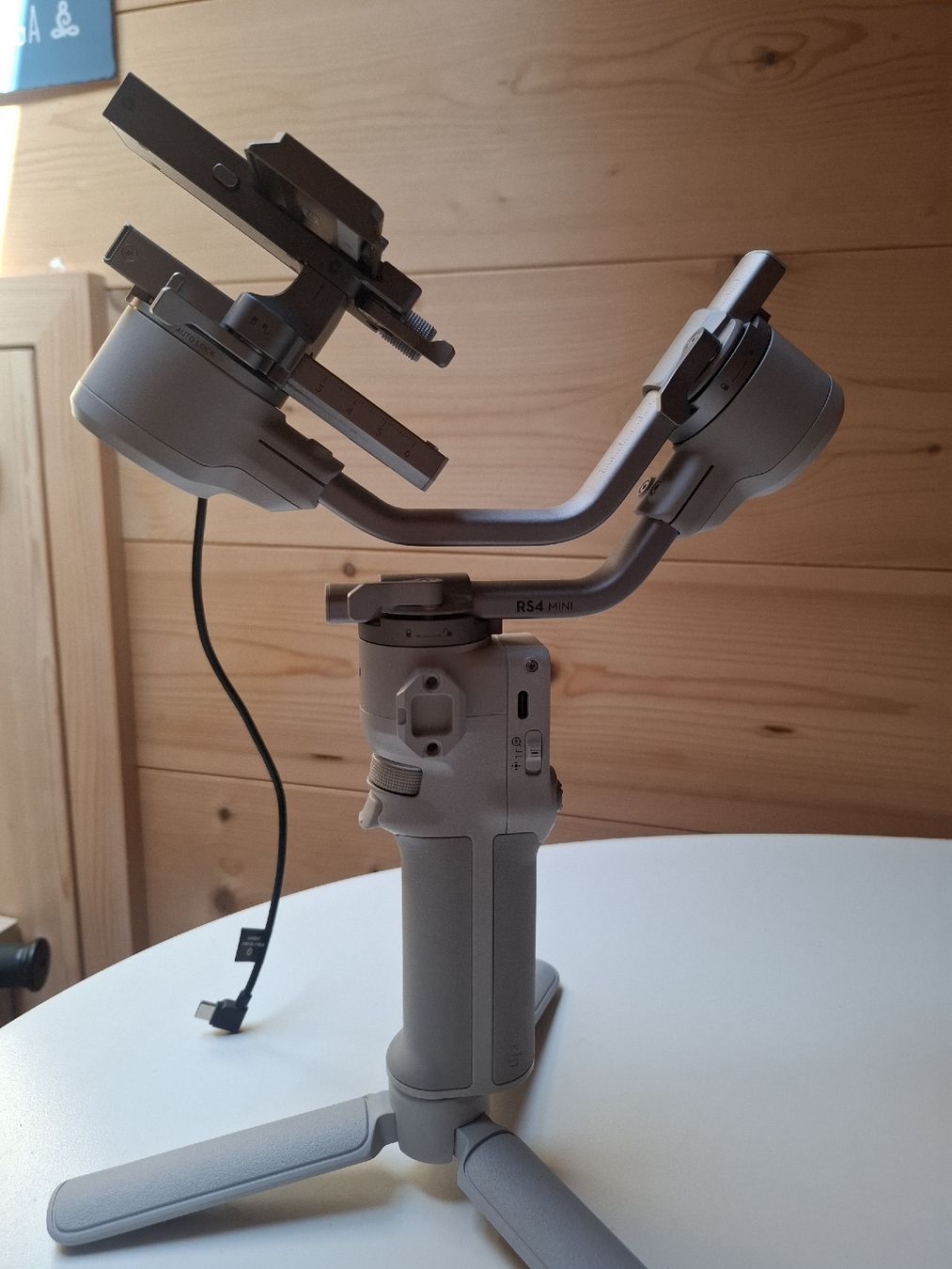 DJI Sonstiges Zubehör: DJI RS4 Stabilisator Gimbal neuwertig  – Gebraucht aus Wolfenschiessen von eli_jpr7 4