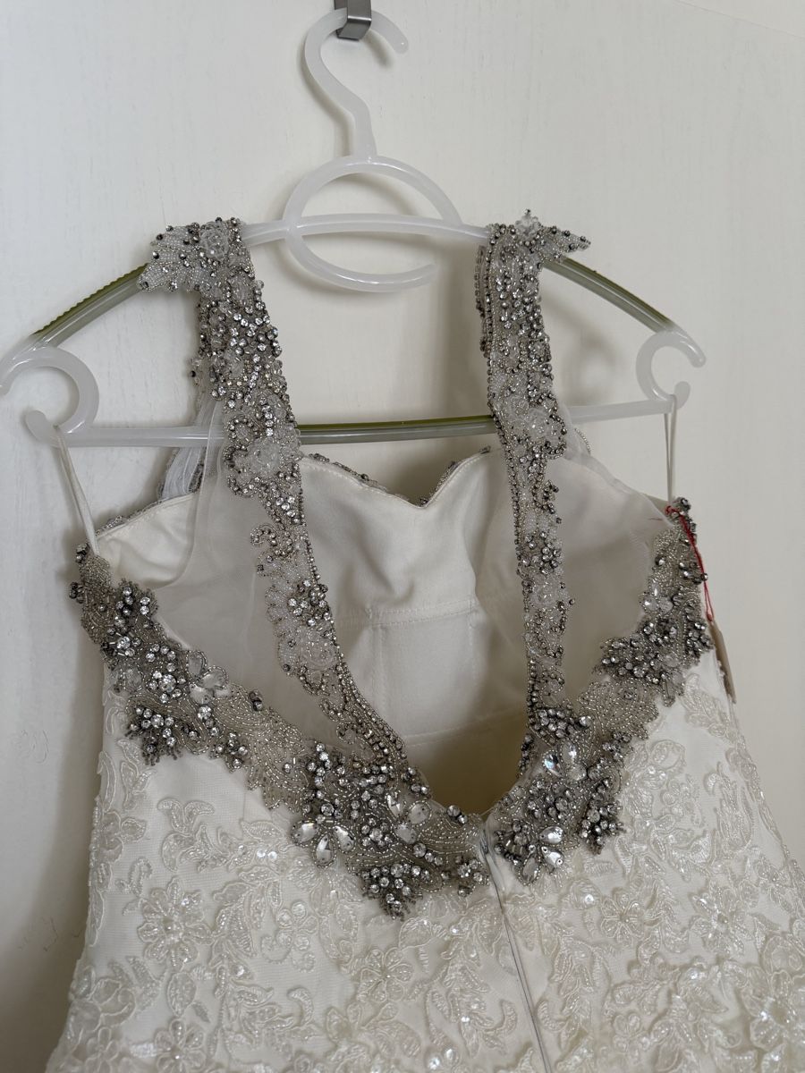 Kleider: Hochzeitskleid Grösse 40 NEU – Neu (gemäss Beschreibung) aus Schübelbach von Sambodscha 5