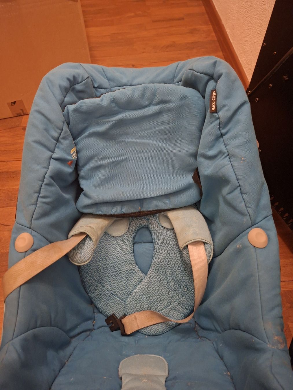 Maxi-Cosi Seggiolini per auto: Maxi-Cosi Babyschale blau gebraucht – Usato da Triesenberg venduto da Anastasia26 2