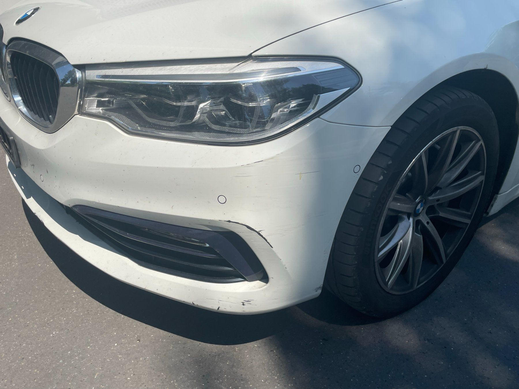 BMW Automobili: BMW 530d Touring xDrive Steptronic – Usato da Stäfa venduto da automoor 7