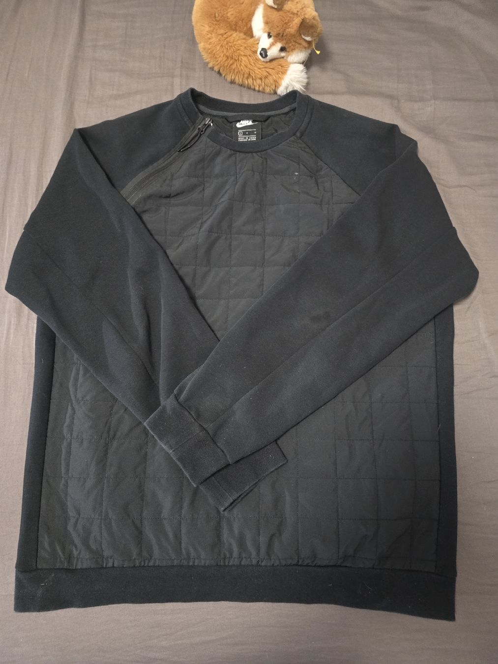 Nike Maglioni & Felpe: Pull Nike Noir Homme Gr. L Chaud Hiver – Usato da Mont-sur-Lausanne venduto da Didinho