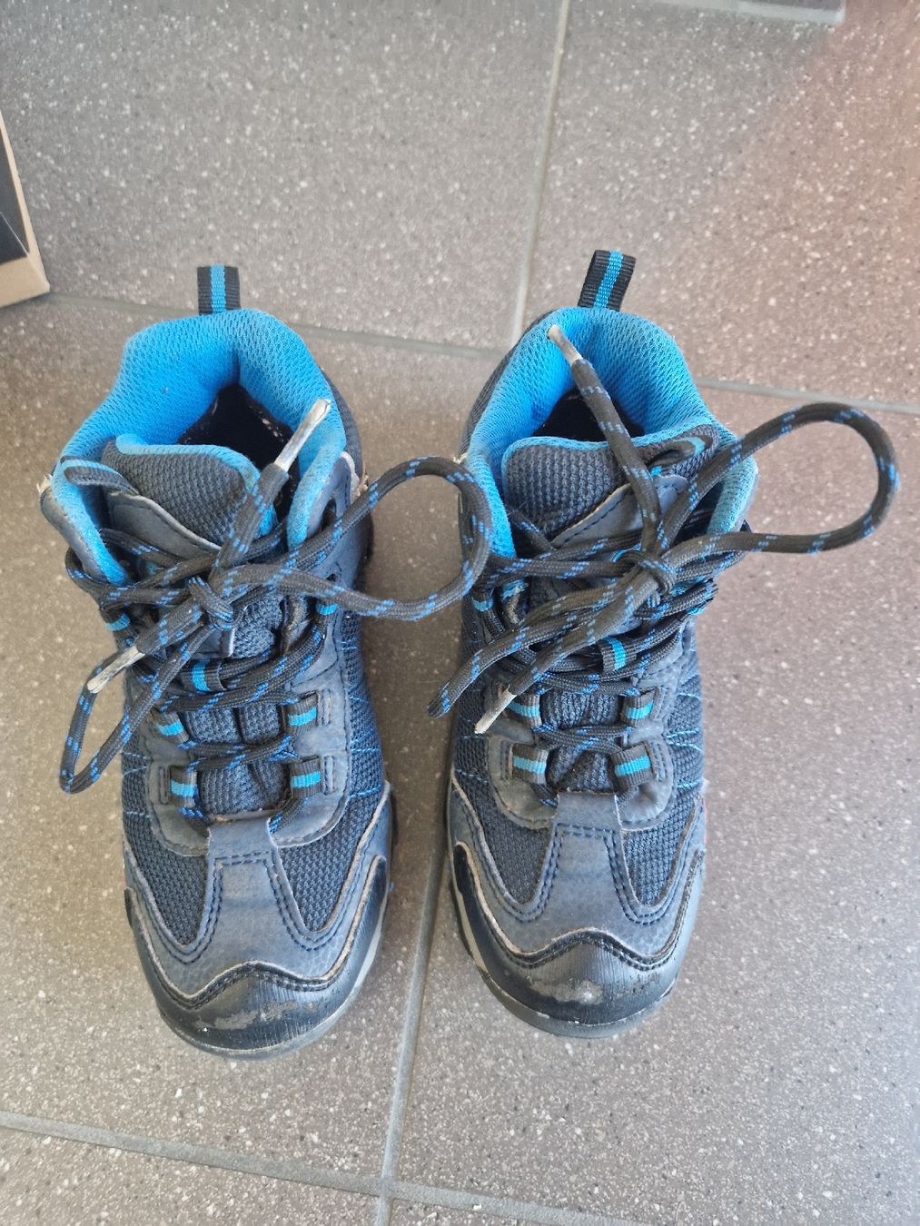 Scarpe per ragazzi: Trollkids Wanderschuhe Grösse 30 – Usato da Zürich venduto da nicinat 1