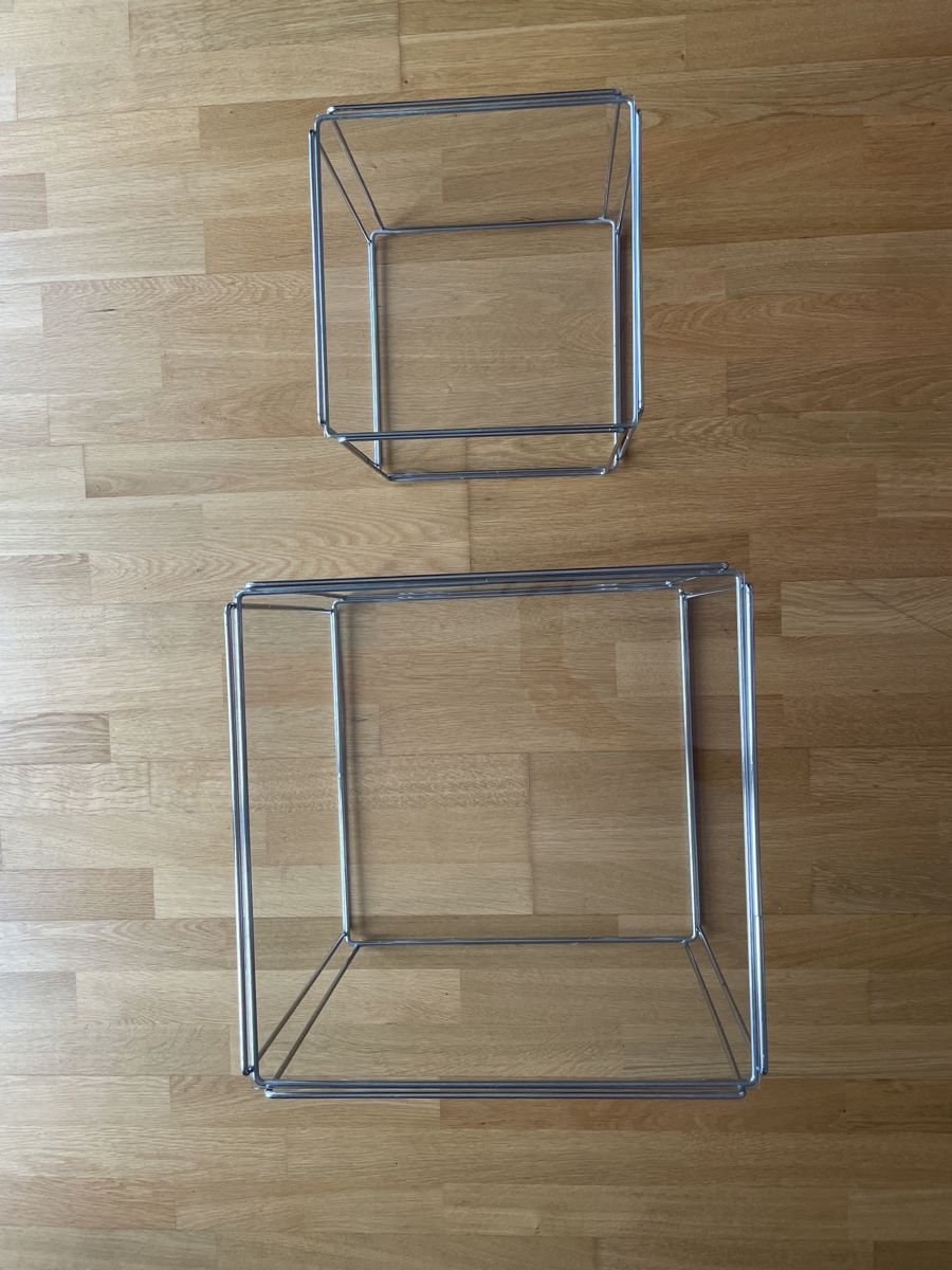 Set di tavolo e panche: Tischset Beistelltisch Glas Metall – Usato da Basel venduto da Millennski 1