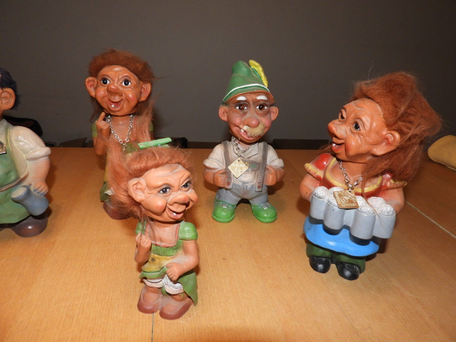 Statuette: HEICO TROLL ODER "R" TROLL AUS DEUTSCHLAND, 5. PAKET – Usato da Ettingen venduto da troll-mutter 5