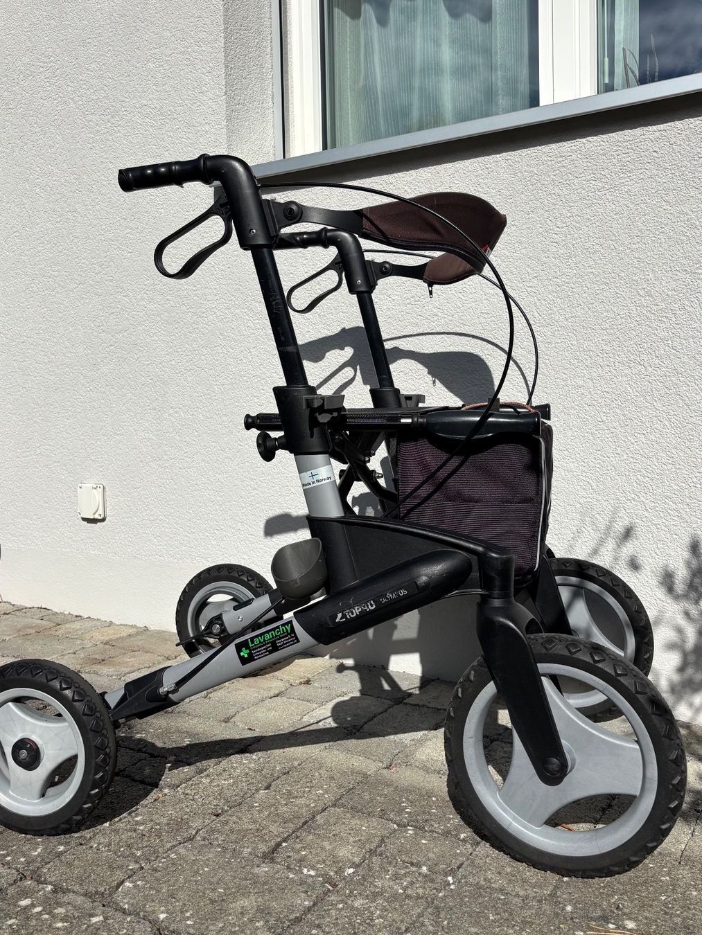 Aides à la marche: Rollator Topro Olympos S – D'occasion à Dinhard par sunys 1