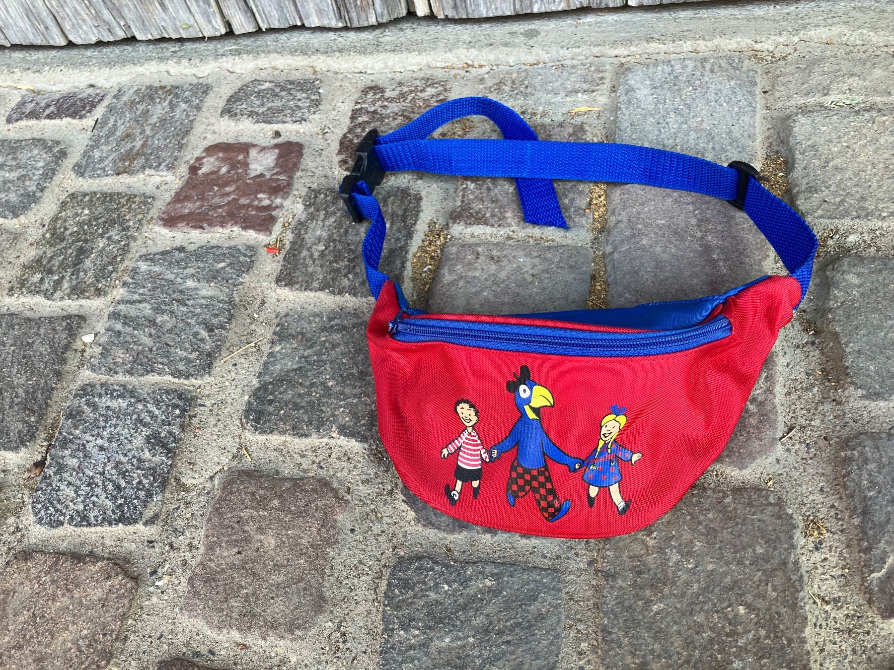 Kindertaschen: Bauchtasche Globi – Gebraucht aus Obermumpf von globiroger