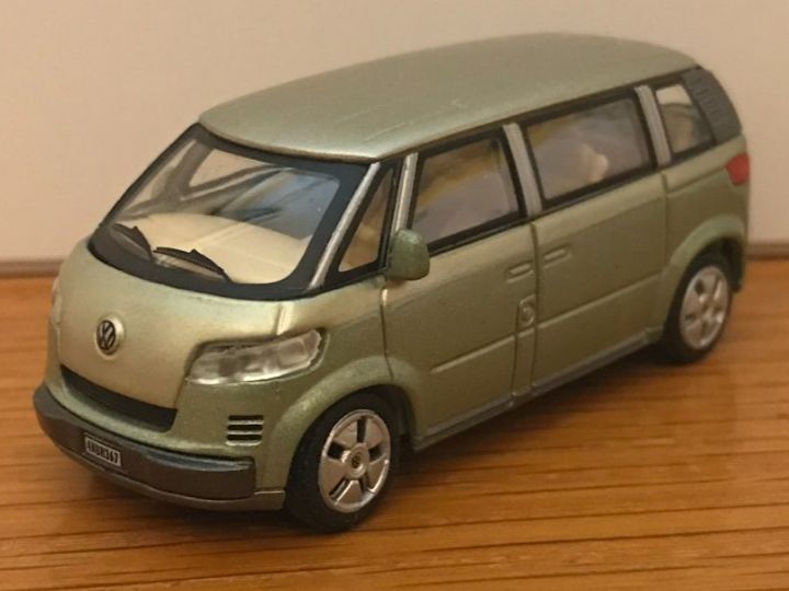Modellini d'auto: Hongwell VW Microbus 2001 Bus – Usato da Luzern venduto da mey_s13