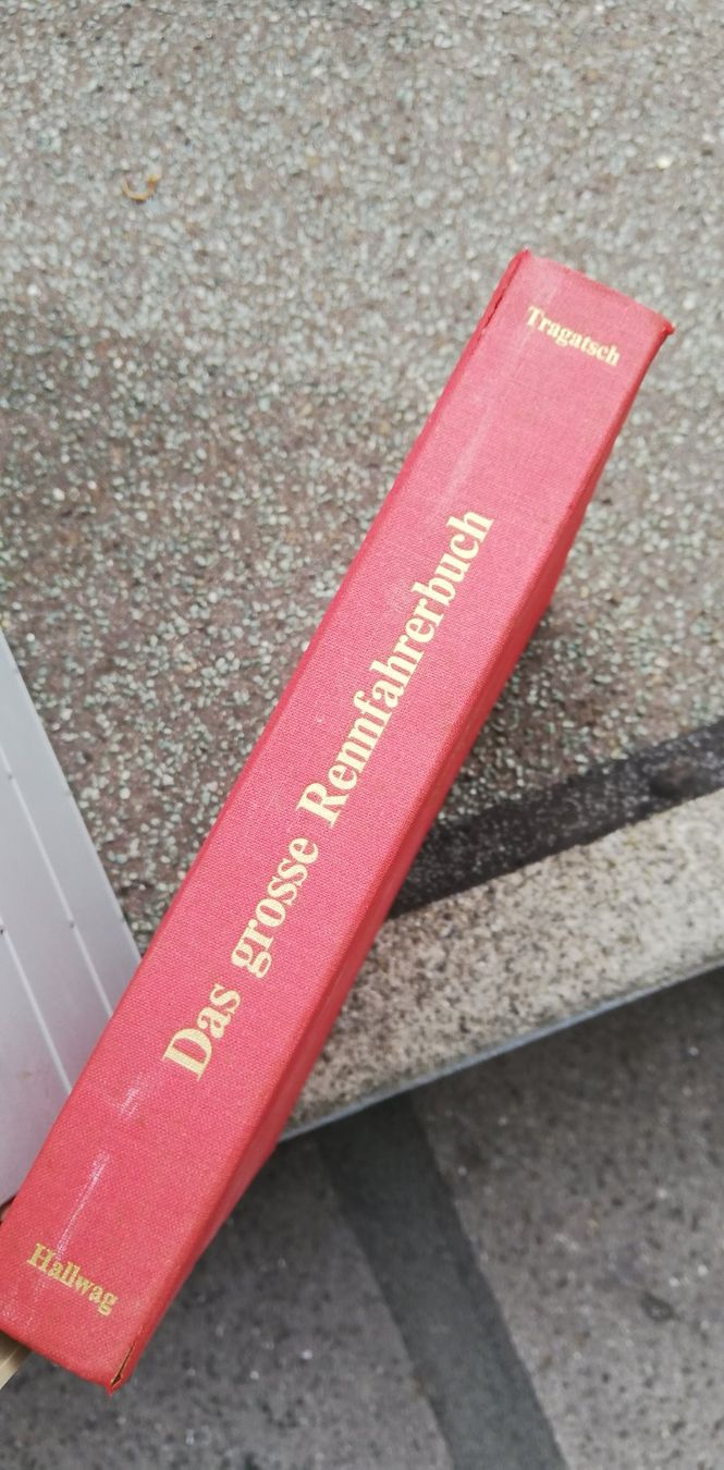 Livres: Das grosse Rennfahrerbuch – D'occasion à Thun par Matthias72 2