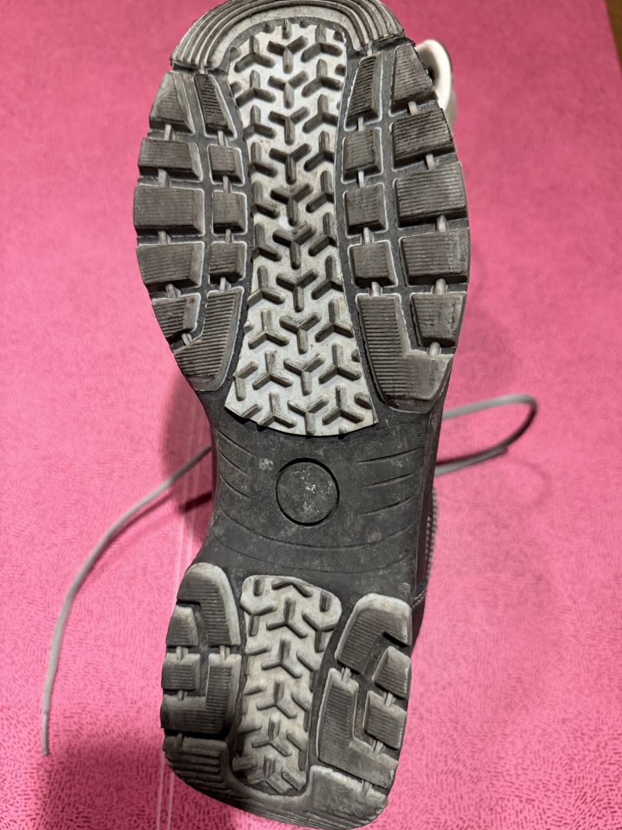 Scarpe da uomo: Bottes de sécurité STLUCCO S3 SRC ESD homme T42 – Usato da Morges venduto da geg_m879 2