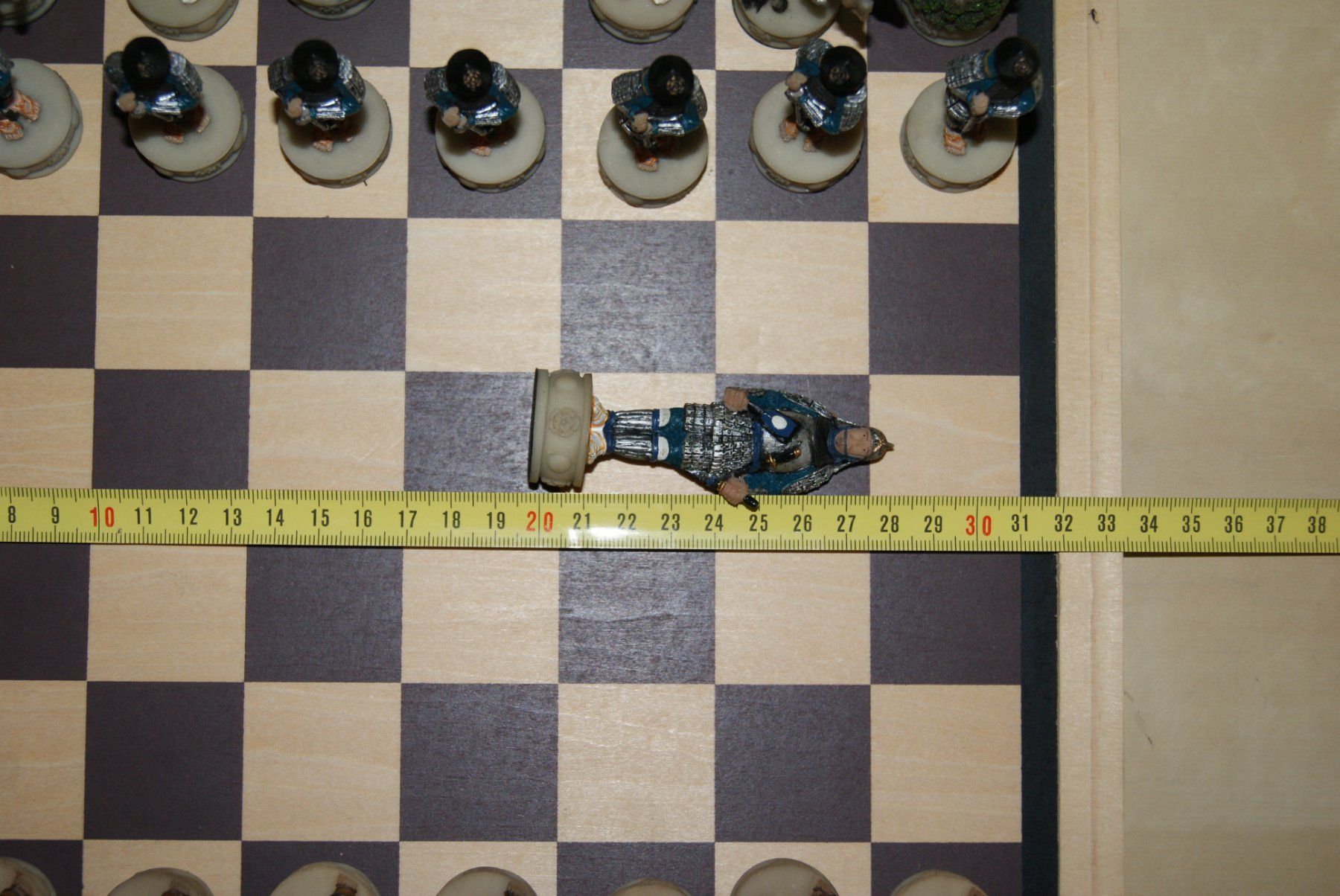 Giochi: Schach - Samurai Handbemaltes Harzfiguren-Schachspiel – Usato da Zürich venduto da Widi1 8
