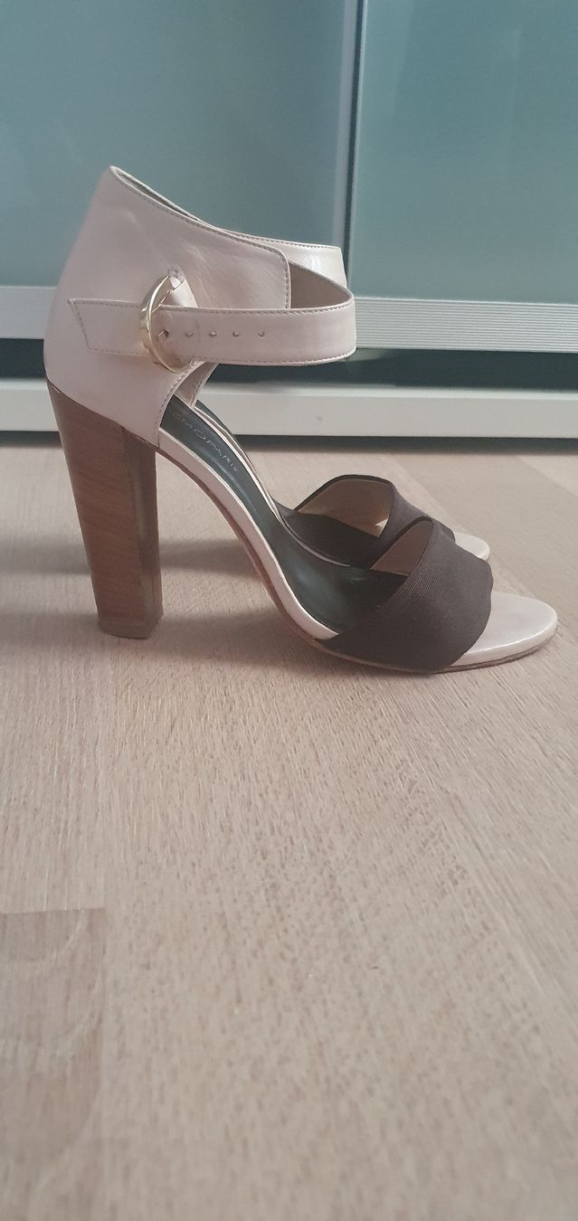 Scarpe da donna: Sandales à talon "Cosmo Paris" – Usato da Echallens venduto da Sabi_c_dzh 1