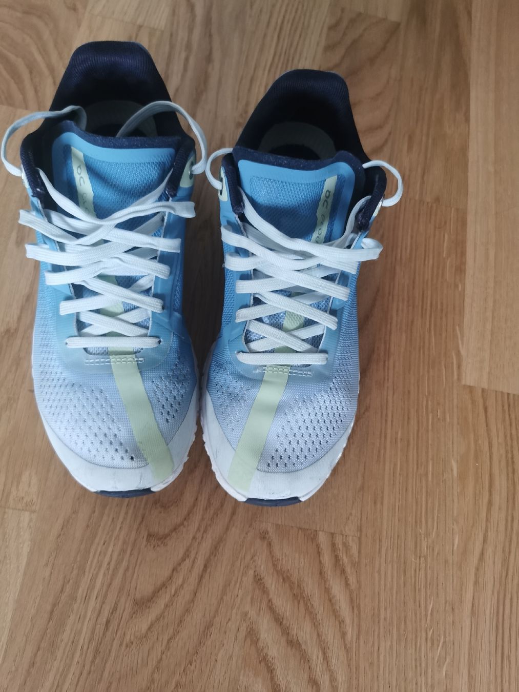 Scarpe da donna: On Schuhe 37 – Usato da Bern venduto da ged_ffx9 1