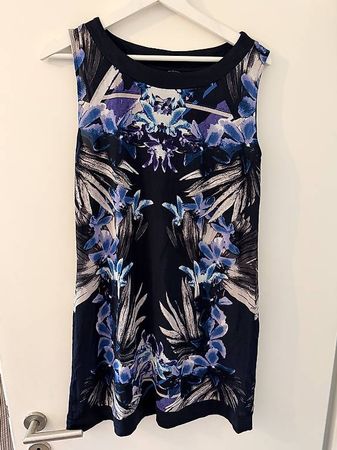 TAIFUN Kleid Gr. M Blumenprint  neuwertig