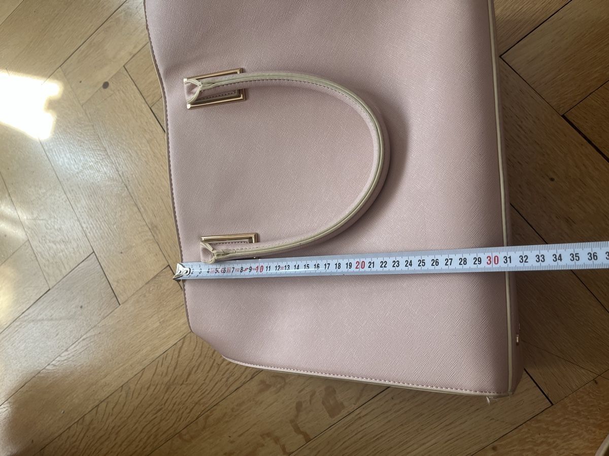 Taschen für Damen: Handtasche rosa – Gebraucht aus Olten von sae_82z2 5