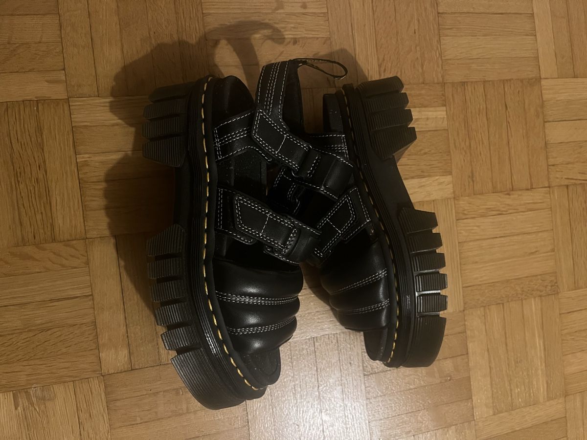 Dr. Martens Scarpe da donna: Doc Martens special edition  – Nuovo e nell'imballaggio originale da Zürich venduto da dalilaaa 1