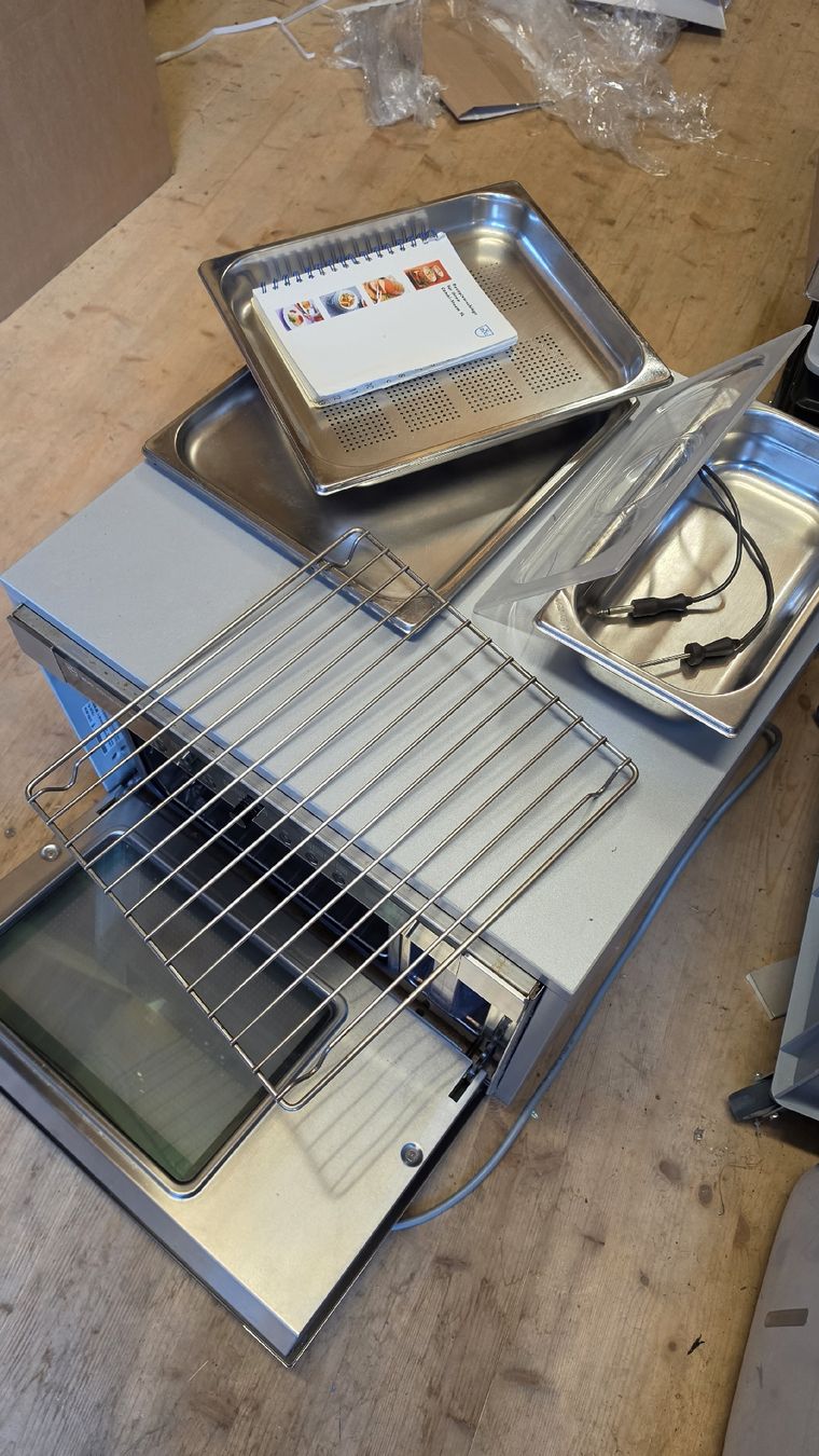 V-Zug Elettrodomestici da cucina: V-Zug Combi-Steam SL – Usato da Wahlendorf venduto da UrsM89 5