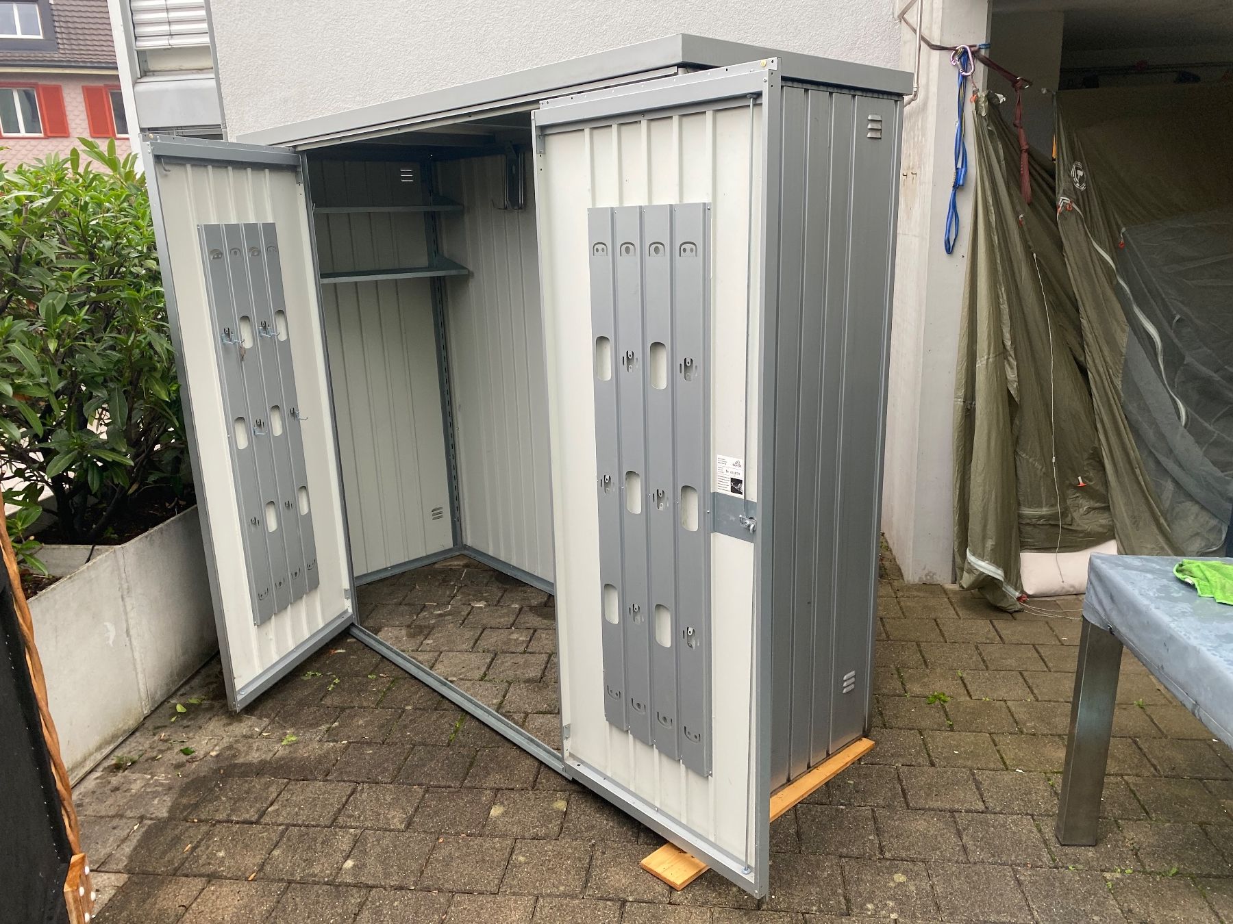 Biohort Gartenhäuser & Gewächshäuser: Biohort Gartenschrank – Gebraucht aus Zürich von del_ffl7 7