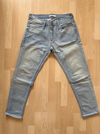 Zara Man Jeans Gr. 46 hellblau