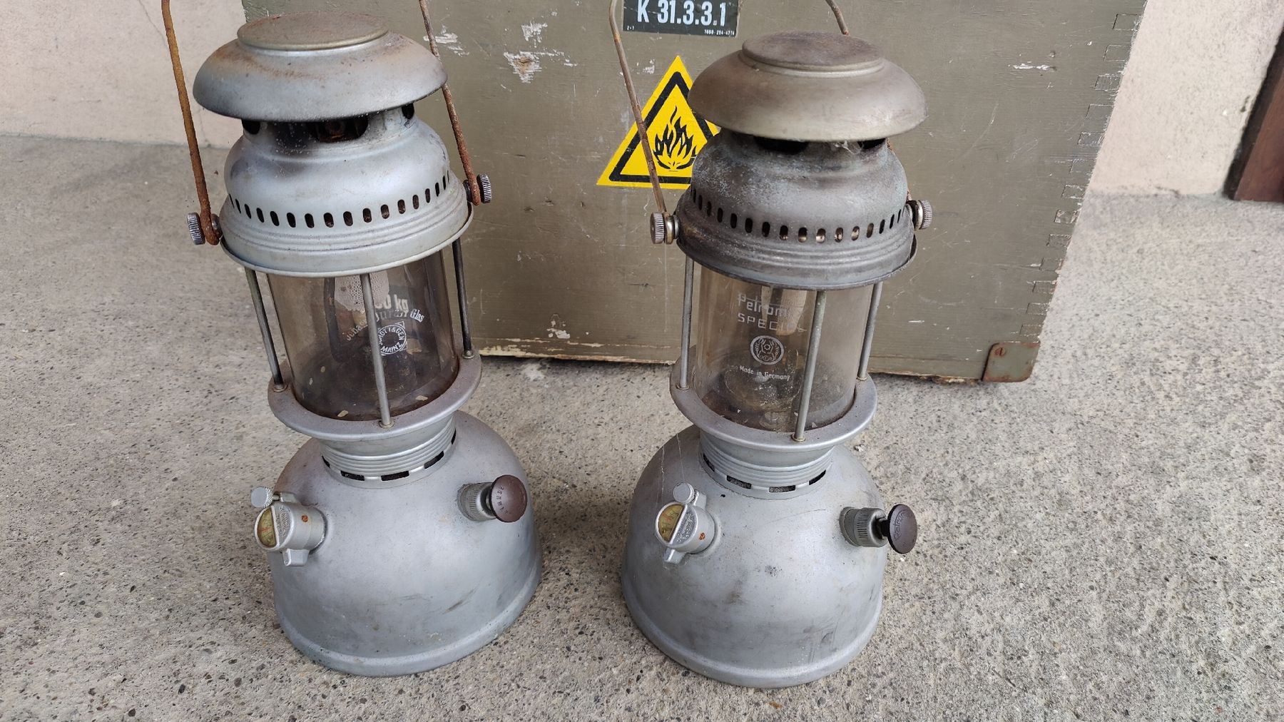 Petromax Lampade: Beleuchtungsmaterial Schweizer Armee Petromax (LG) – Usato da Aarau venduto da bro_9zsg 4