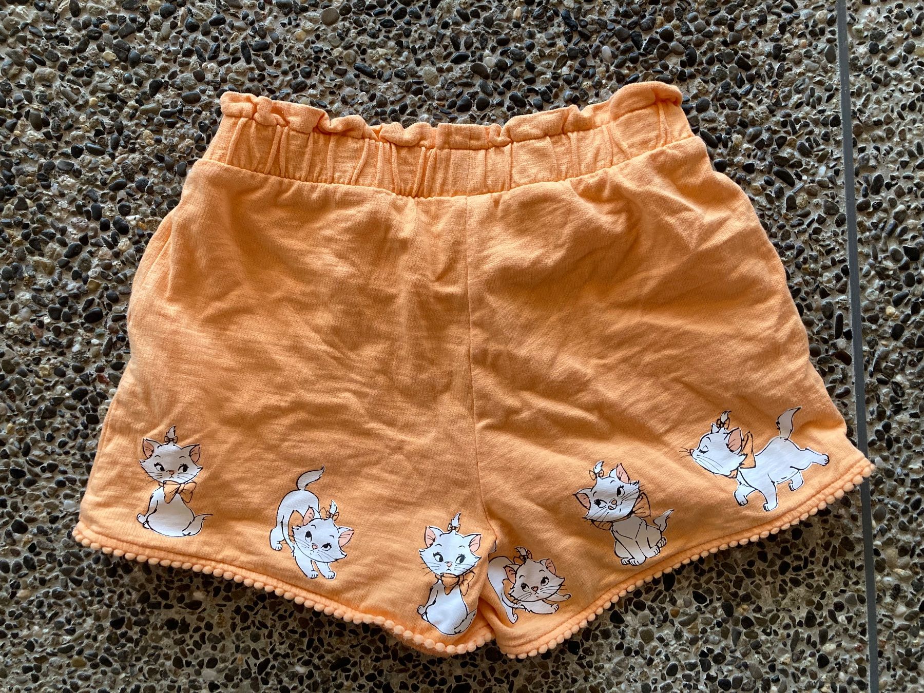 C&A Pantaloni: Shorts, kurze Hose Katze, Gr. 134 – Usato da Aetingen venduto da Nadinsky 2