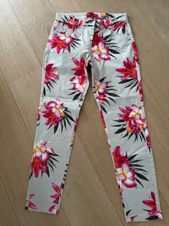 Damen Hose von Olsen Gr. 36 traumhaft schönes Muster NEU