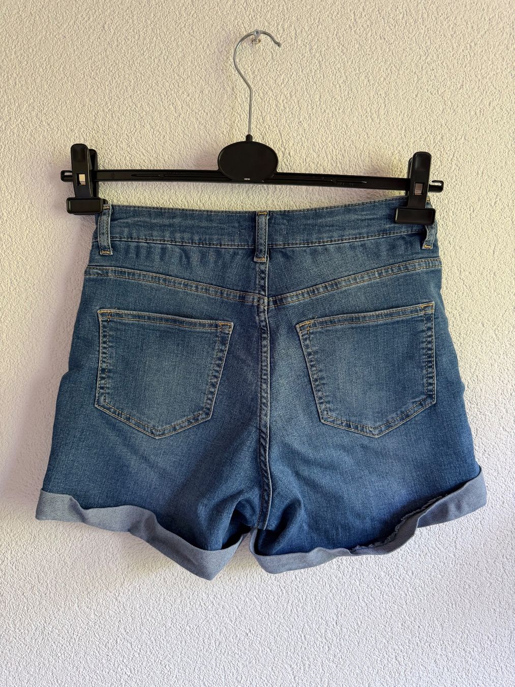 H&M Jeans: Jeans Shorts Gr. M – D'occasion à Brügg BE par crowhill2555 1