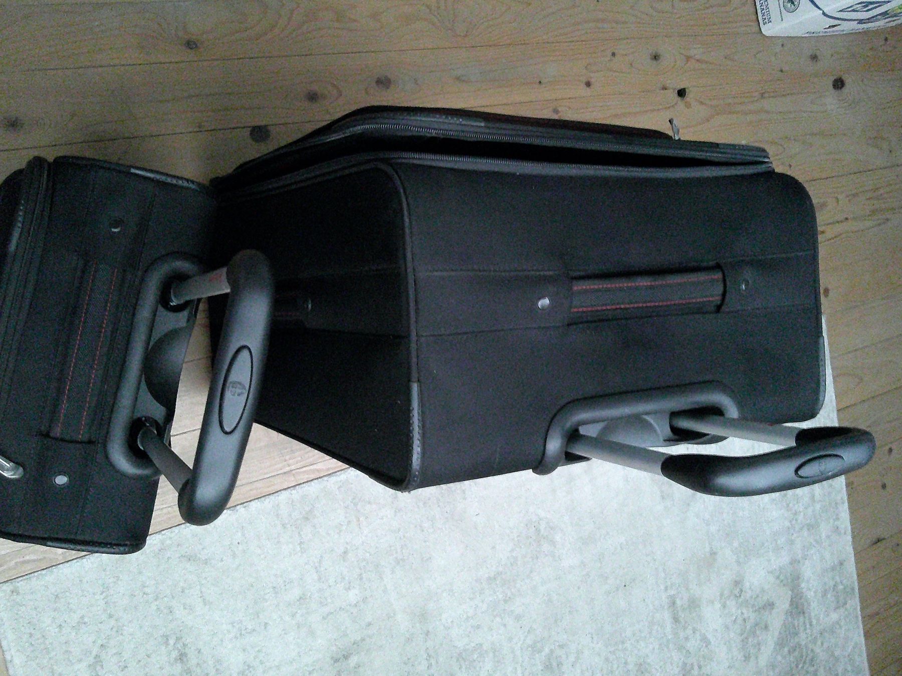Valigie: Koffer Set. 2teilig / Rollkoffer Ellehammer – Usato da Duggingen venduto da NostalgieTrend 3