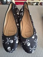 Damen Ballerinas Totenkopf Muster schwarz Grösse 41