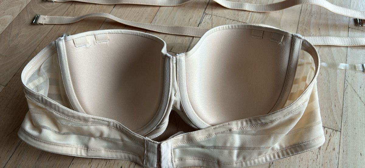 Altra biancheria intima: Trägerloser BH 85 C, neuwertig – Usato da St. Urban venduto da uschi73 3