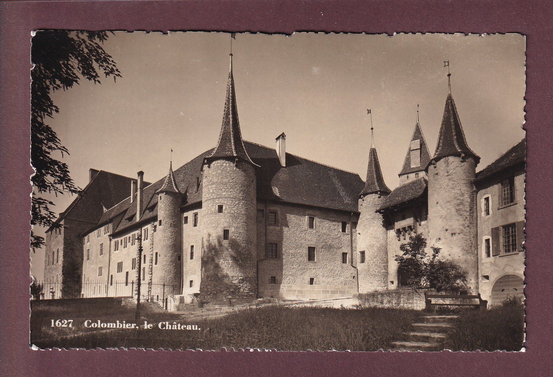 Ansichtskarten: COLOMBIER - Le Château - 1936 – Gebraucht aus Pully von nicecards