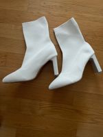Weisse Stiefeletten in Strick-Optik, Grösse 40, Neu!