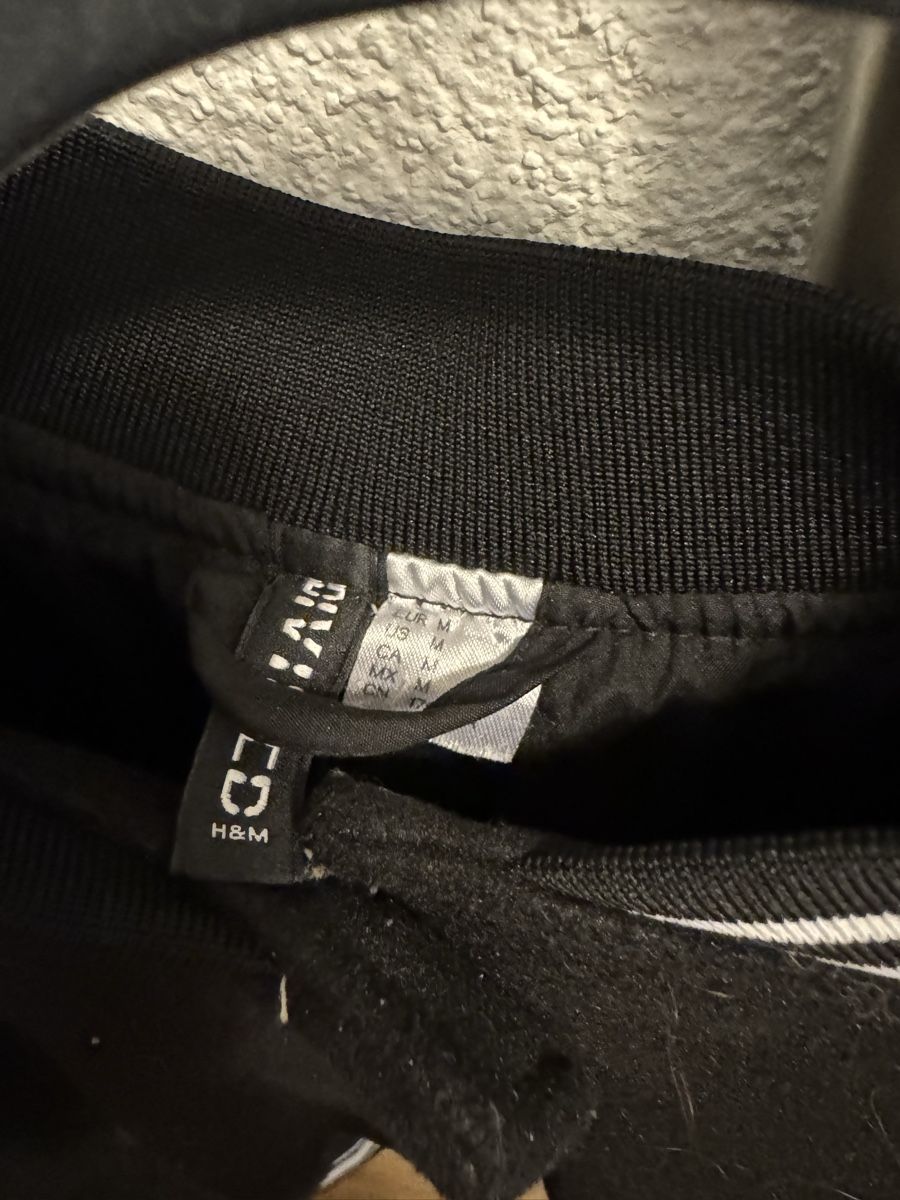 H&M Giacche: College Jacke Grösse M – Usato da Ebikon venduto da Samira._. 2
