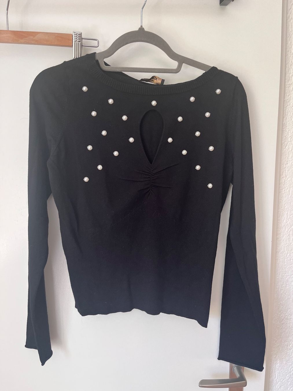 Twinset Top: Viskose twinset actitude top S/M – Usato da Baar venduto da DealDiHei