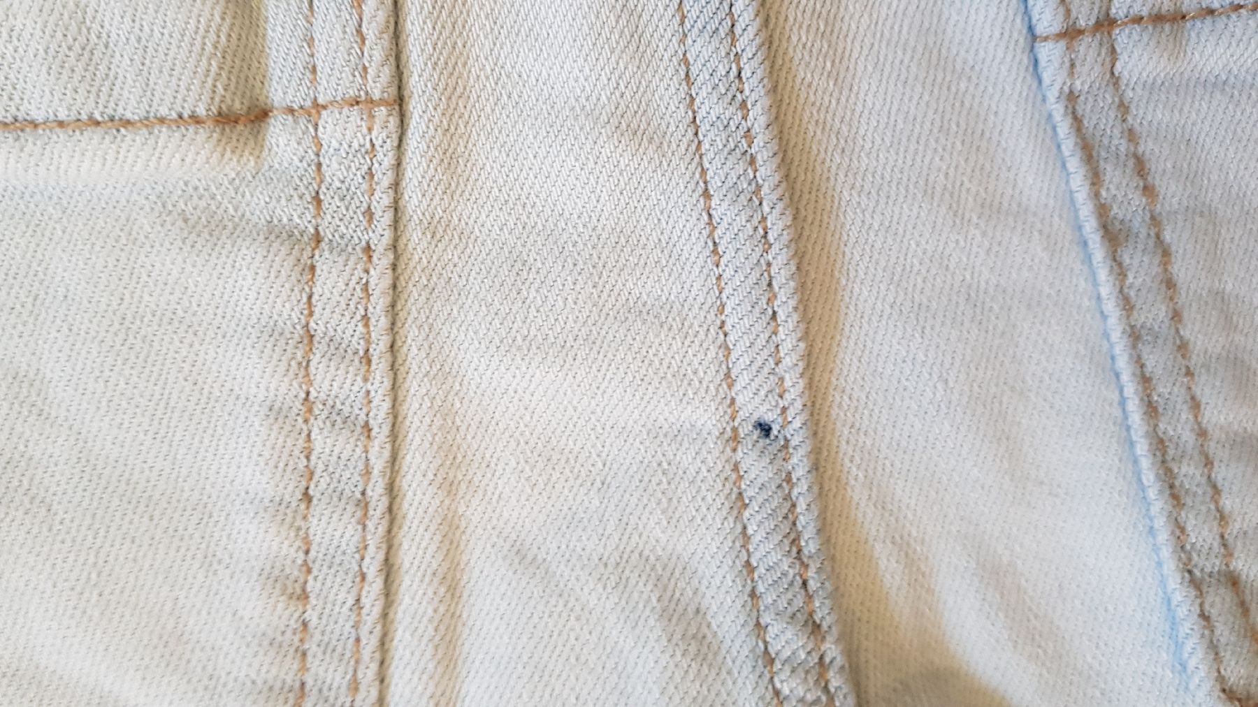 C&A Pantalons: Jeans Shorts Gr.134 – D'occasion à Luzern par silvermoon12 3