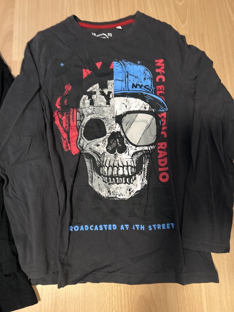 Maglioni & Felpe: 3 Langarmshirts Gr.158/164 – Usato da Kreuzlingen venduto da jamie45 2