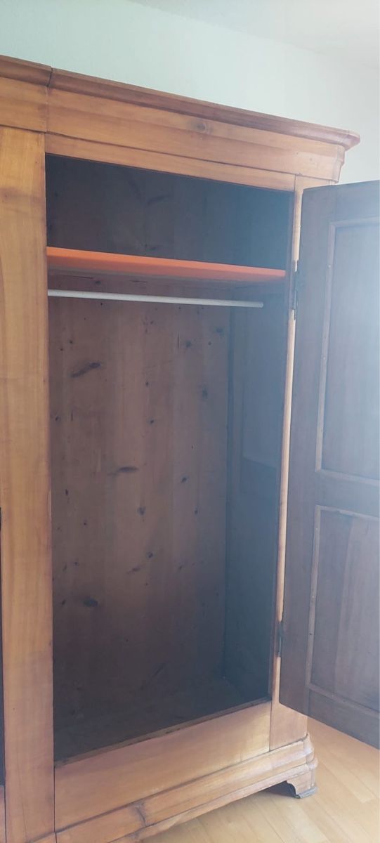 Schränke: Antiker Schrank Kirschbaumholz massiv  – Gebraucht aus Felben-Wellhausen von Formel1urs1970 7