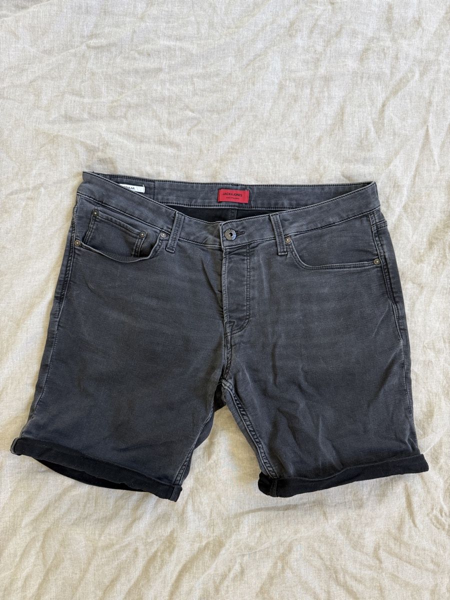 Jack & Jones Hosen: Jack&Jones Herren-Shorts, Grösse XL – Gebraucht aus Schaffhausen von deda13