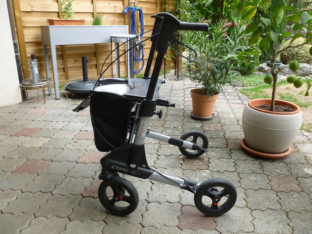 Ausili per la deambulazione: Rollator GoPro Roja – Usato da Kirchberg BE venduto da Mirador8