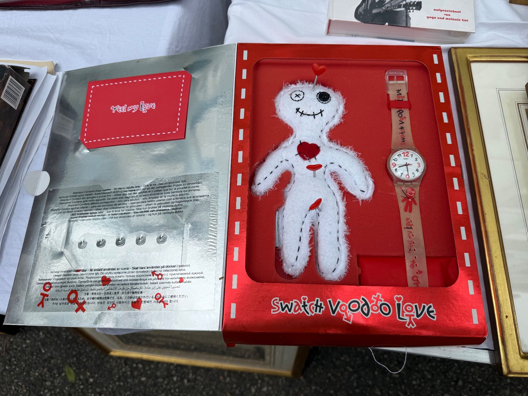 Swatch Orologi: Swatch Voodoo Love Armbanduhr mit Box – Usato da Bern venduto da Jwpm66