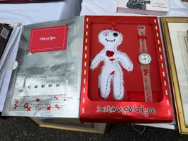 Swatch Voodoo Love Armbanduhr mit Box