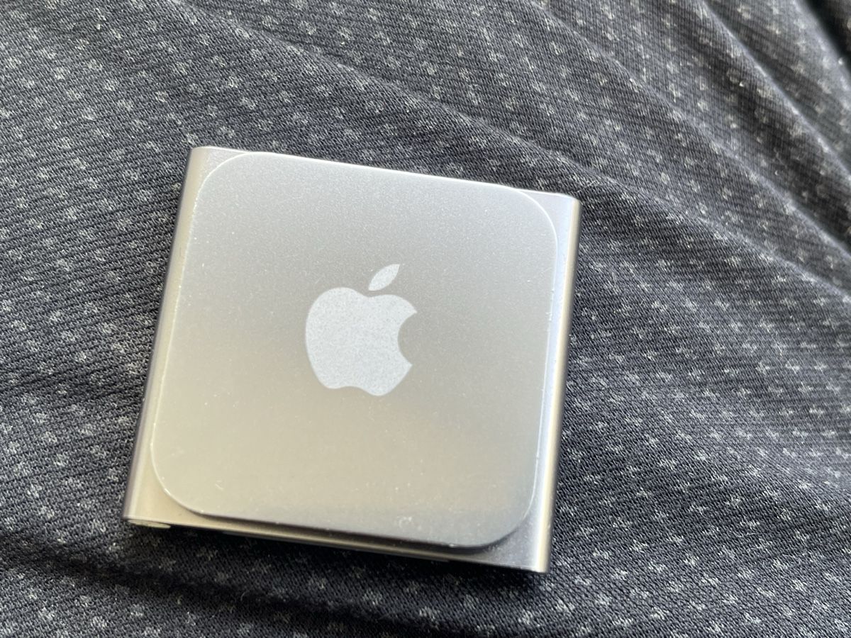 Apple Tragbarer Mediaplayer: iPod Nano 6. Generation  – Gebraucht aus Romanshorn von Apfelschuss 2