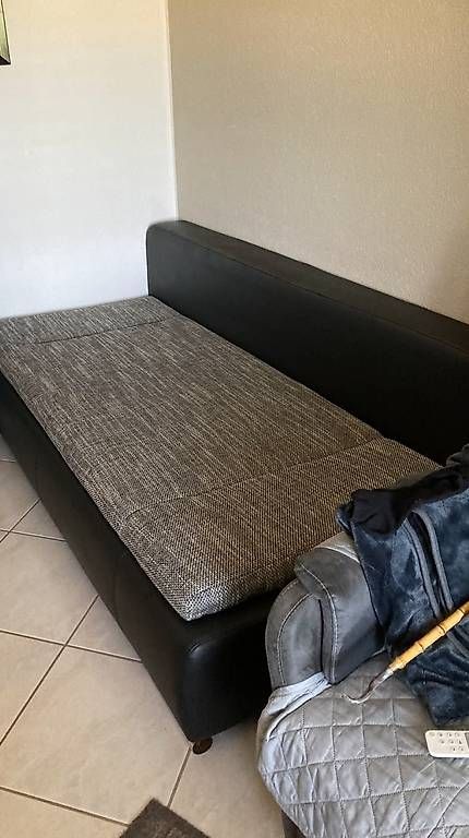 Divani: Ausziehbares Bettsofa 80x200 – Usato da Jona venduto da mar_vby6