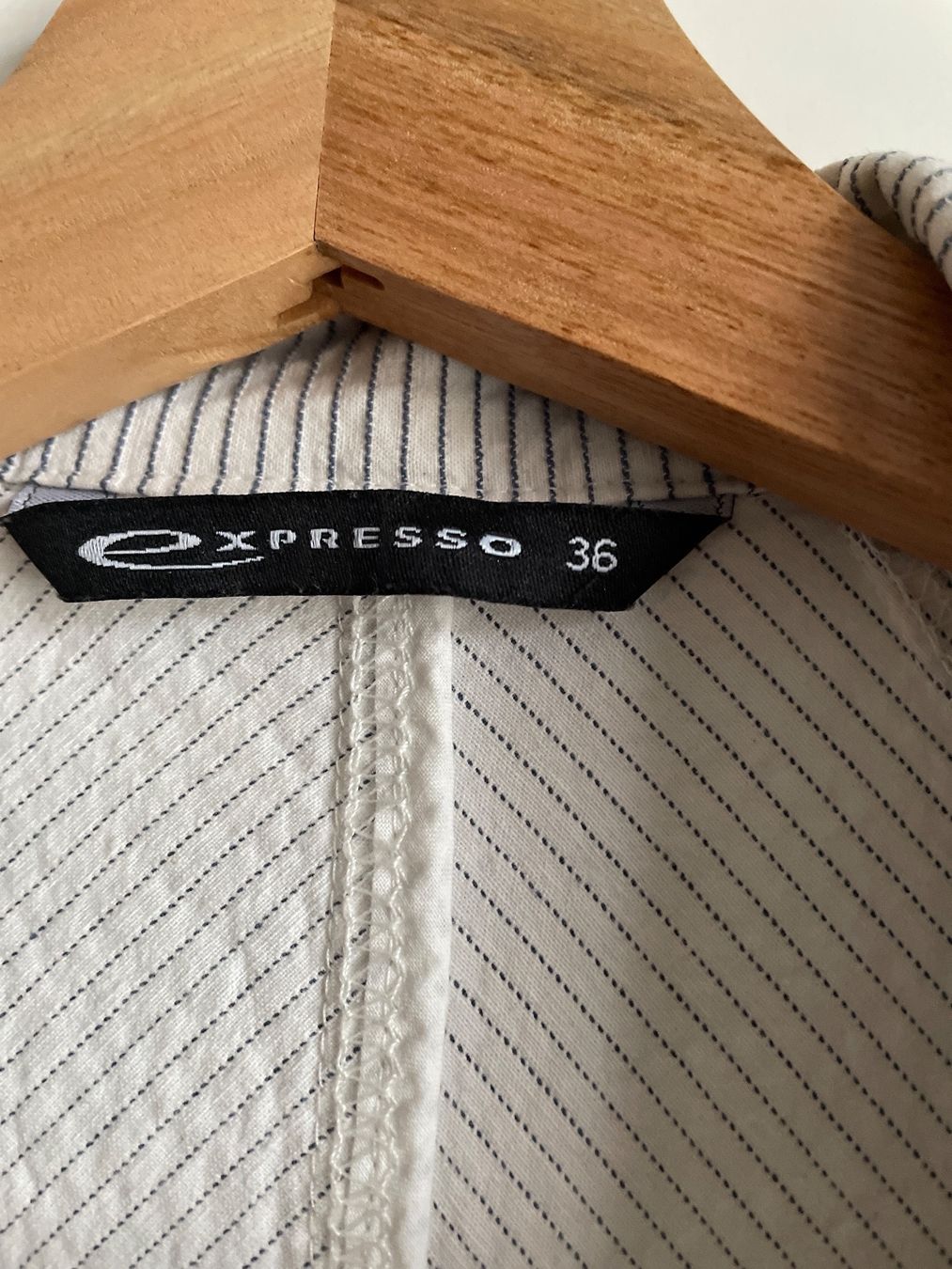 Giacche: Blazer Expresso tailliert Gr. 36 – Usato da Niederbipp venduto da Dathila 2