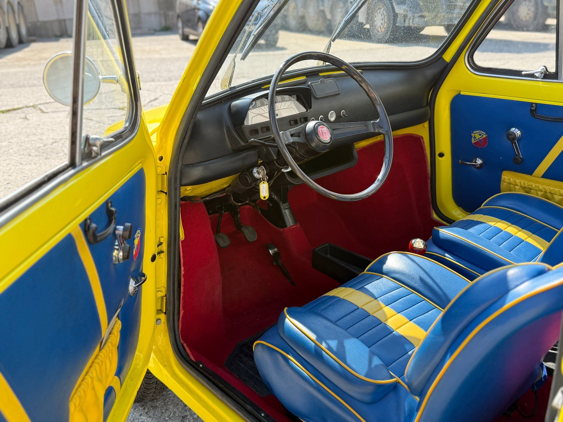 Fiat Autos: Fiat 500 Cabrio 1969 – D'occasion à Genolier par CFD95 1