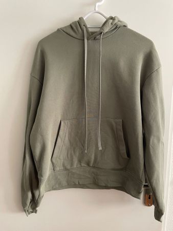 Kapuzenpullover Khaki Grösse M leicht getragen