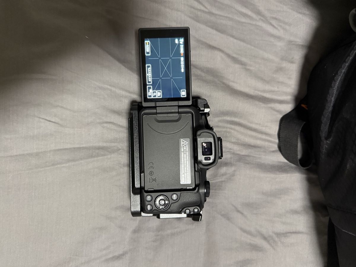 Canon Kamera: Canon Kit EOS R50 + Zubehör – Neu (gemäss Beschreibung) aus Wohlen AG von Francesco_29 7