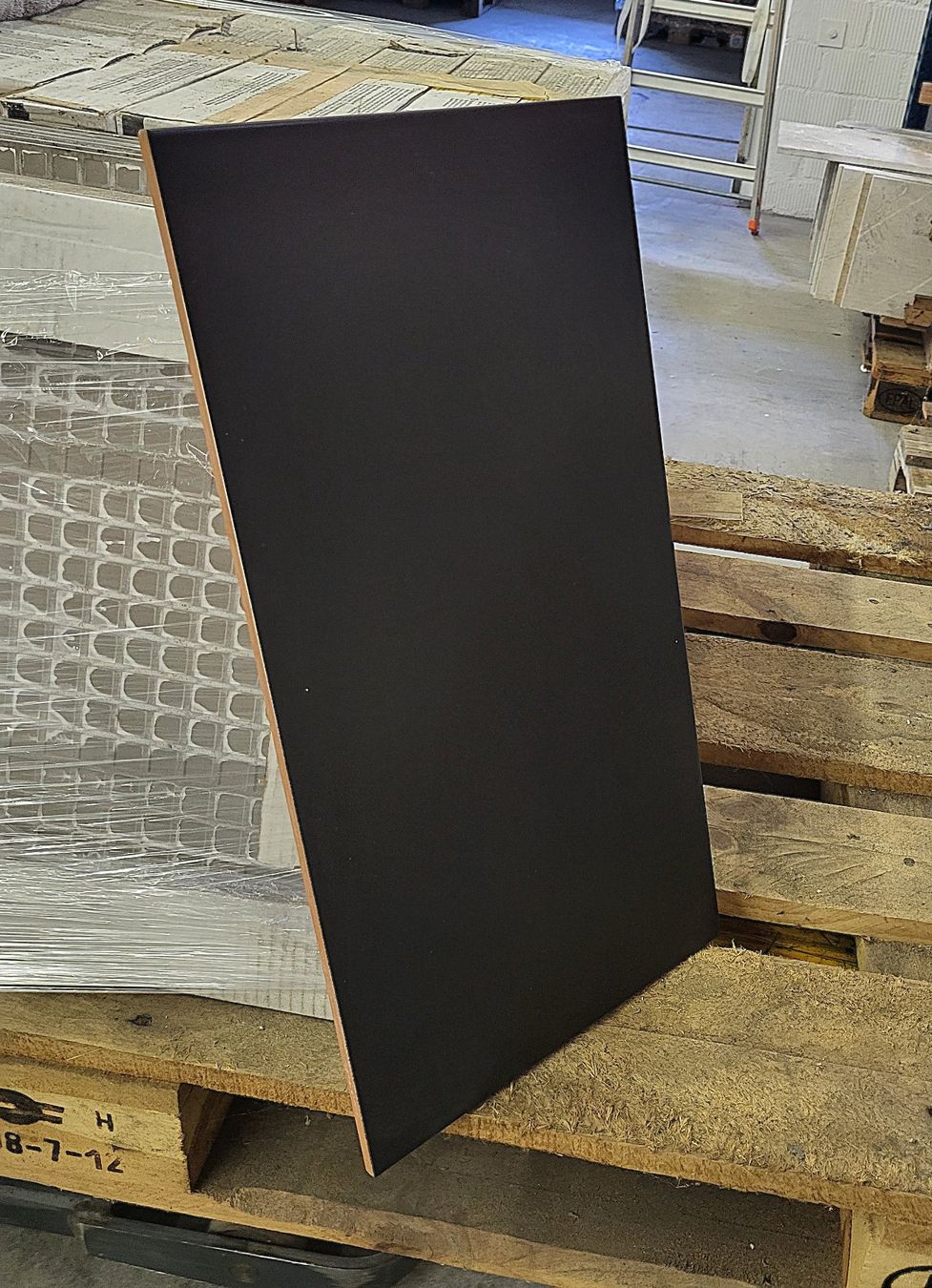 Bodenbeläge: Boden/Wandfliesen Trendy Negro – Neu (gemäss Beschreibung) aus Diessenhofen von Osio 1